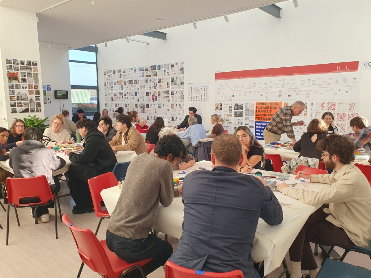 Participants get talking at Multigenerational Places: Glasgow.